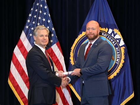 MIPD’s Seifert graduates from FBI National Academy | Mercer Island Reporter