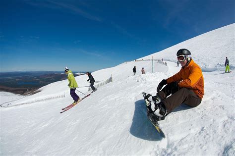 Snowboarding & Skiing in Scotland | VisitScotland