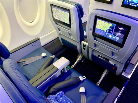 A Review of Delta's Brand-New Airbus A220 in First Class