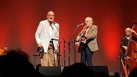 Peter Yarrow and Paul Stookey Concert & Tour History | Concert Archives