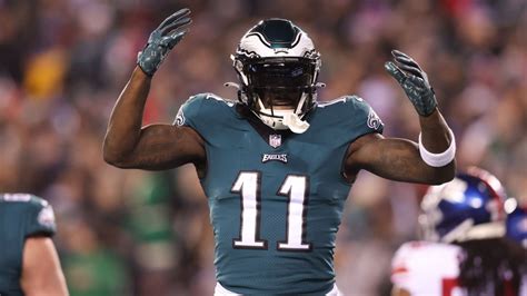 Eagles’ A.J. Brown Explains Moment of Frustration, Mindset of Top WR ...