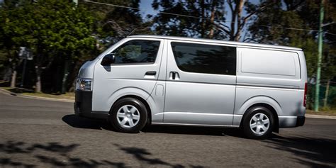 2016 Toyota HiAce LWB Review | CarAdvice