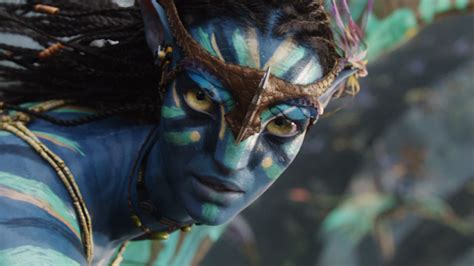 Zoe Saldana As Neytiri in Avatar - HDPiCorner | Avatar movie, New ...