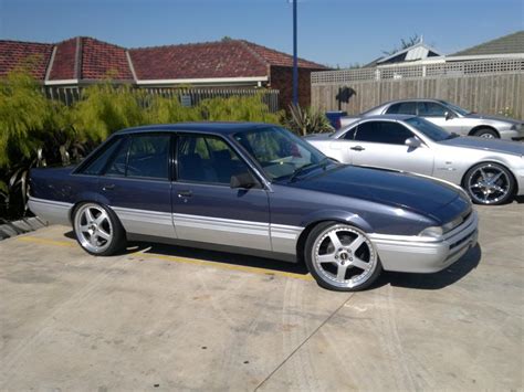 Pro-touring the holden vl calais