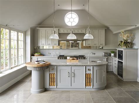 Art Deco kitchens: How a touch of 1920s glamour and dash can lift your most-used room - Country Life