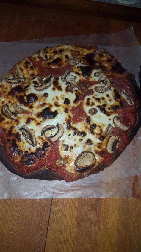 [Homemade] Some burnt pizza with a lot of sauce | Food network recipes, Food, Recipe example