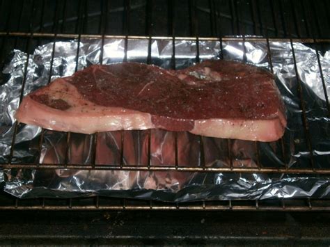 Alton Brown's Broiled Sirloin Steak Recipe - Eat Like No One Else ...