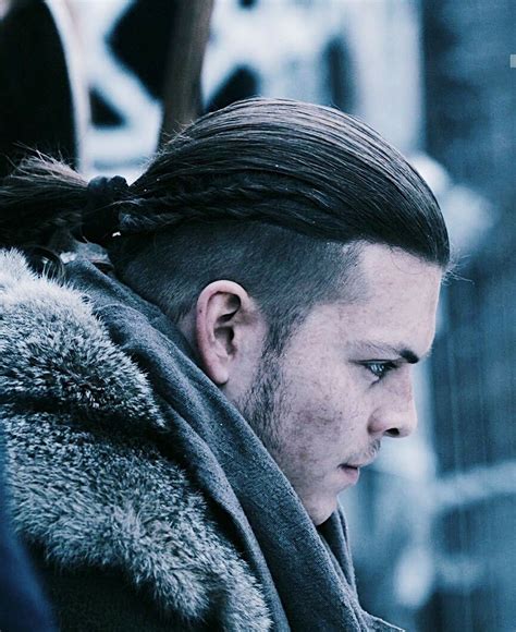 Ivar The Boneless Hairstyle Season 6 - From the Ground