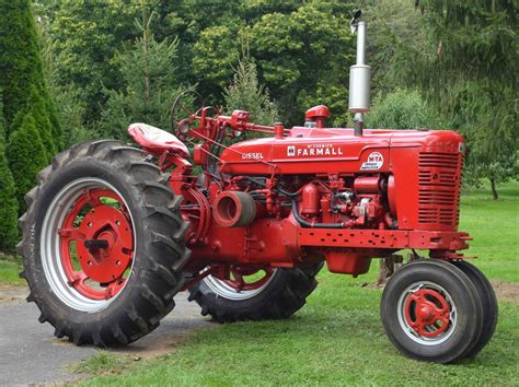 The Five Farmall M Variations Collectors Want – Classic Tractor Fever TV