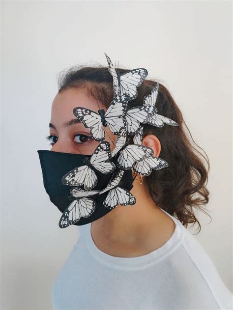 Pin by Maria Yamazaki on フェイスマスク | Fashion mask, Butterfly face, Unique ...