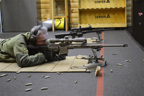 General of the Army of Ukraine Viktor Muzhenko tests Ukrainian sniper ...