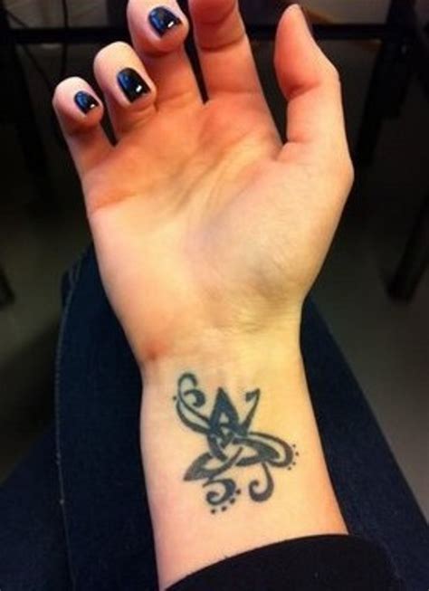 35 Wonderful Celtic Tattoo On Wrists