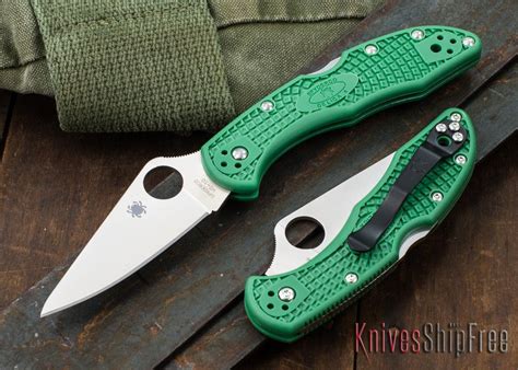 Pin by Jacques Bouwer on Knives | Spyderco, Folding knives, Knife