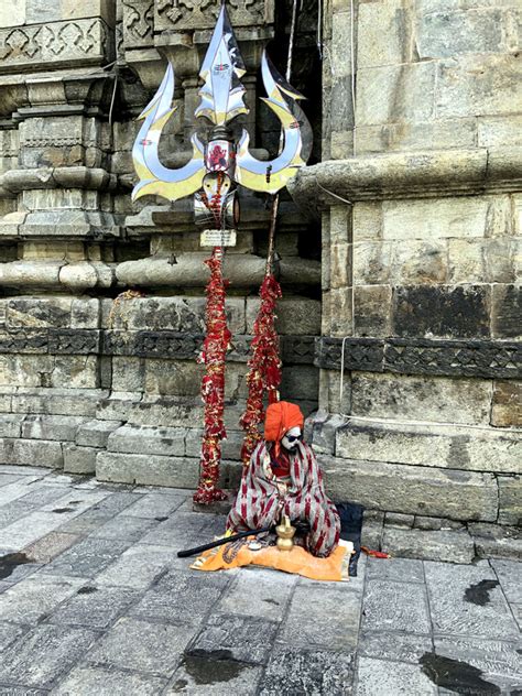 Kedarnath Temple: One Of Jyotirling & Char Dham - Famous Temples Of India