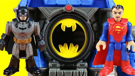 Arriba 63+ imagen batman mansion toy - Abzlocal.mx