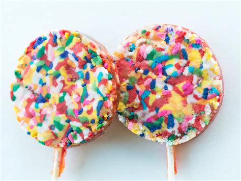 How to Make Hard Candy Lollipops | Family Recipes and Kid-Friendly ...