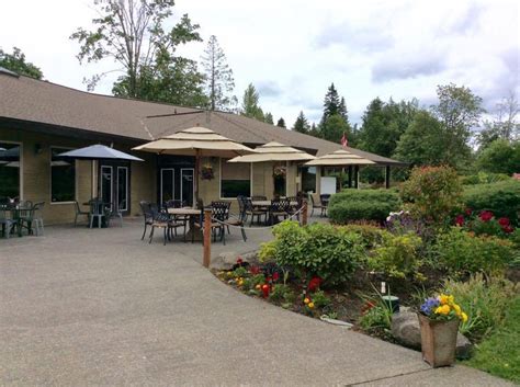 Cottonwood Golf Course - Venue - Nanaimo - Weddinghero.ca