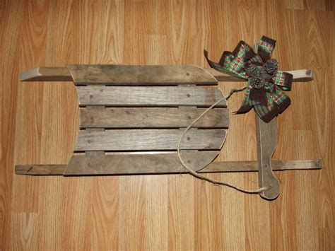 PRIMITIVE RUSTIC BARN WOOD SNOW SLED | eBay | Barn wood crafts, Wood pallet crafts, Wood crafts