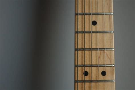 Maple vs Roasted Maple Guitar Necks: Is There a Difference?