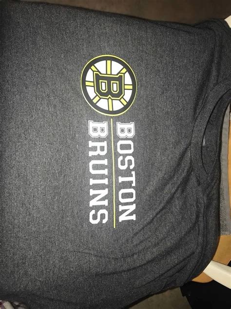 Boston bruins | T shirts for women, Women's top, Sweatshirts