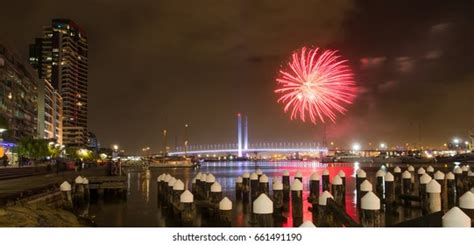 Firework Melbourne Docklands Stock Photos - 120 Images | Shutterstock