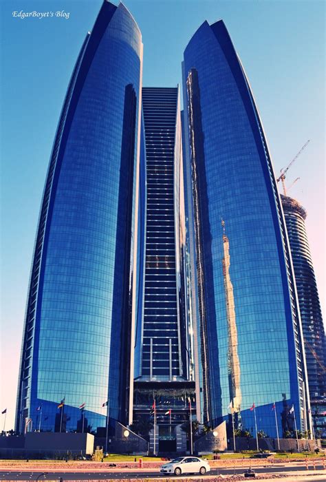 Etihad Towers - Megaconstrucciones, Extreme Engineering