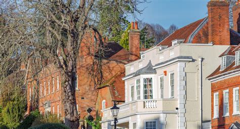 BLOG Georgian architecture in Farnham, Surrey L shutterstock_536215390 - Garrington South