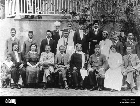 Mahatma Gandhi in Durban South Africa group photo 1912 Stock Photo - Alamy