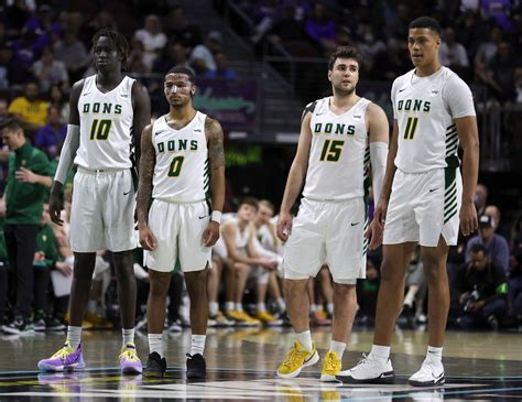 USF Dons Basketball Team Makes March Madness for the First Time Since 1998, Plays Thursday Night