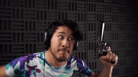 markiplier with a gun. : r/MemeTemplatesOfficial