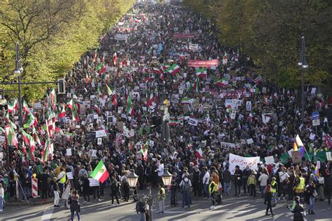 Protest against Iranian regime draws tens of thousands in Berlin | The Times of Israel