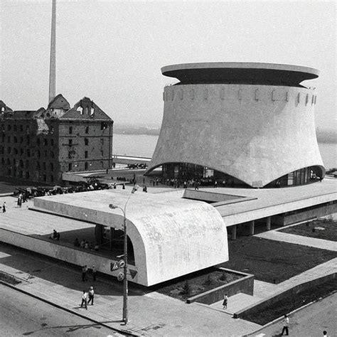 Building of memorial museum-panorama "The Battle of Stalingrad." Russia, Volgograd | Battle of ...