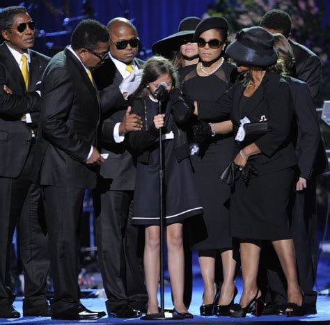 Michael Jackson public funeral - All Photos - UPI.com