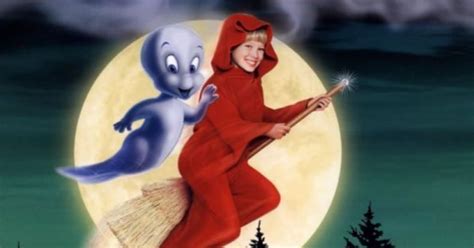 Hilary Duff Recreates 'Casper Meets Wendy' Costume | HuffPost Canada