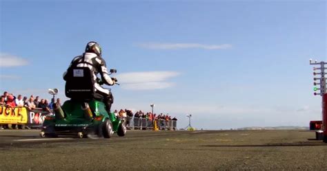 World's Fastest Mobility Scooter Sets New Guinness Record - autoevolution