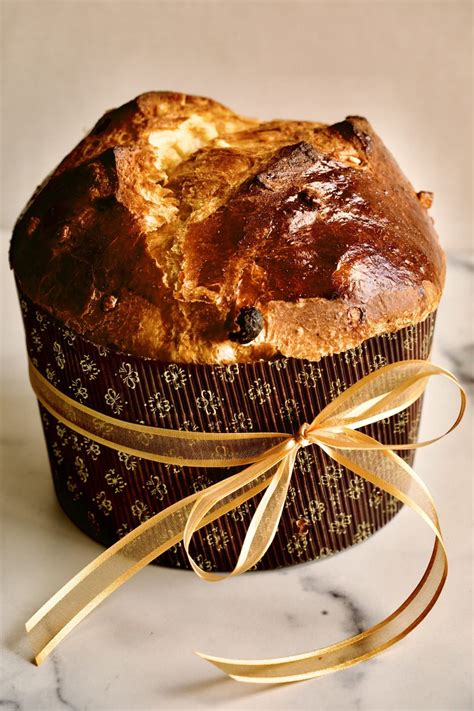 Traditional Panettone Recipe (Italian Christmas Cake) - CucinaByElena