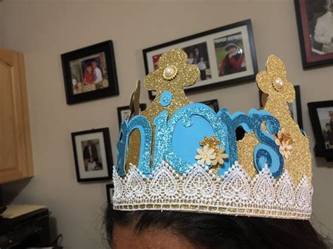 Pin by COCOANDCAUSESTUDIO on Senior crowns | Crafts for seniors, Senior crowns, Festival captain hat