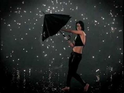 Rihanna umbrella costume - cardiolassa