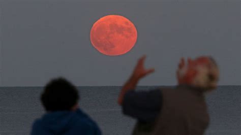 October Hunter's Moon: How to see it and what it means