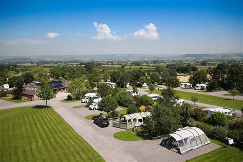 Old Oaks Touring & Glamping Park, Glastonbury | Tranquil Parks