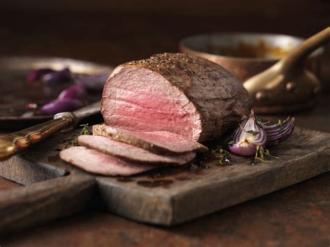 Cook the Perfect Chateaubriand in 5 Easy Steps | Recipe | Beef tenderloin, Chateaubriand recipe ...