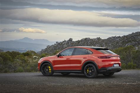 Download SUV Orange Car Car Porsche Vehicle Porsche Cayenne 4k Ultra HD Wallpaper