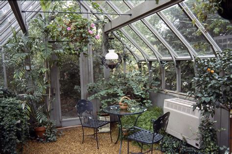 Tudor Greenhouse Pictures - Sturdi-Built Greenhouses