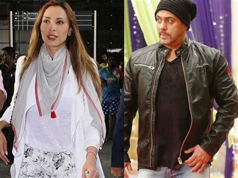 Why is Salman Khan preponing his marriage with Iulia Vantur? - Bollywoodlife.com