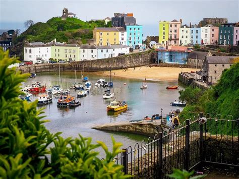 10 Things to Do in Tenby, Pembrokeshire, Wales - Kitti Around the World