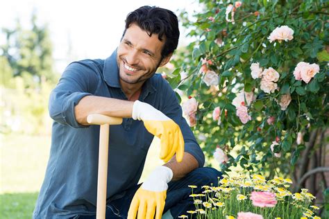 10 things your landscaper won’t tell you | Better Homes and Gardens