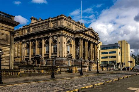 County Sessions House, Liverpool, England Stock Photo - Image of clouds, street: 257712524