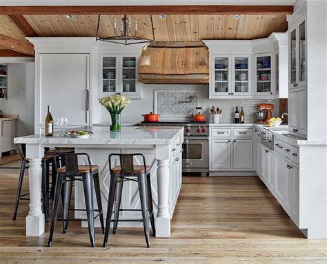 Farmhouse Kitchen White Cabinets