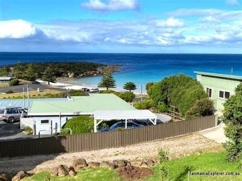 Boat Harbour Beach Tasmania: Road Trip Stop