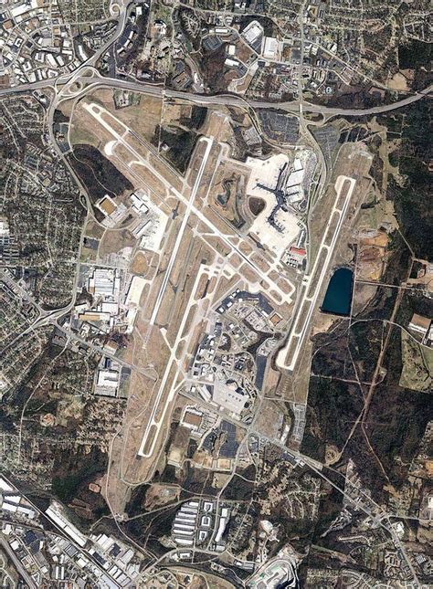 Tennessee Tax Climate Sets Passenger Record At Nashville Airport